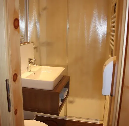 岣梢湖客栈酒店 3*